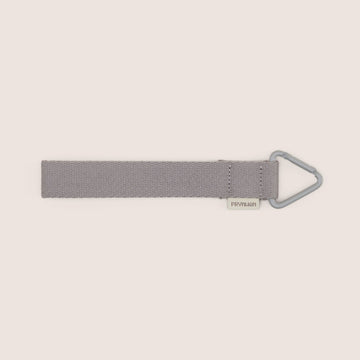 Keychain - LIGHT GREY | พวงกุญแจ สีเทาอ่อน